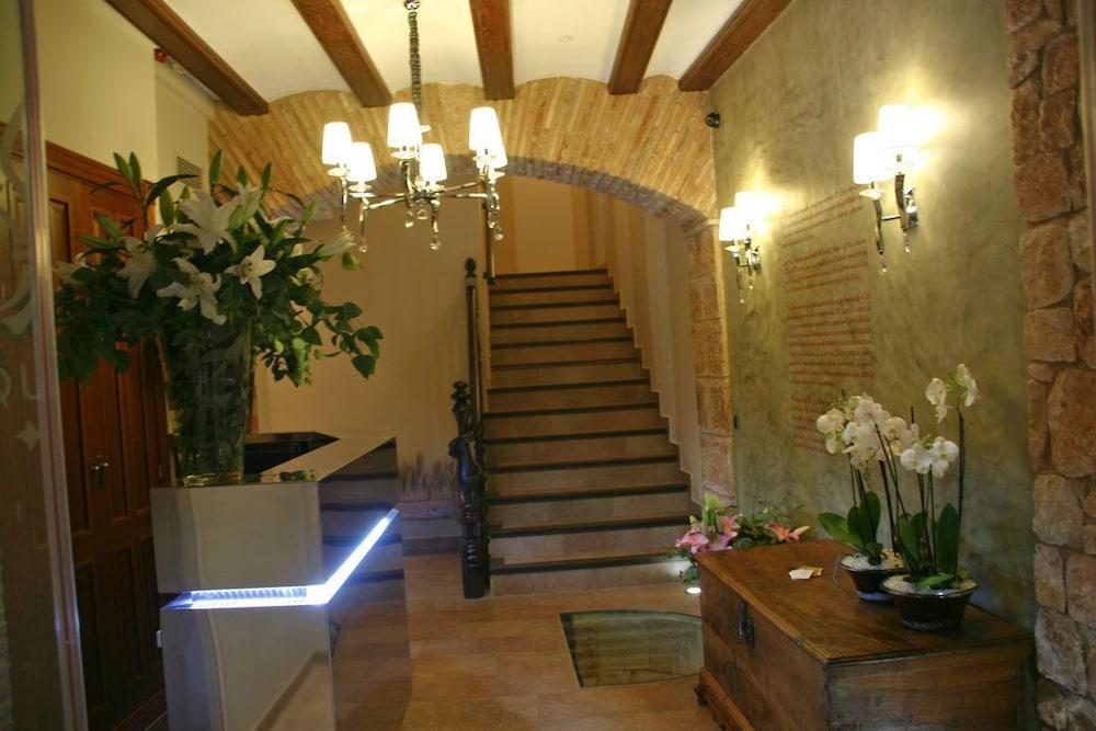 Hotel Castillo De 알퀘자르 외부 사진