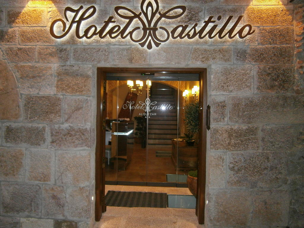 Hotel Castillo De 알퀘자르 외부 사진