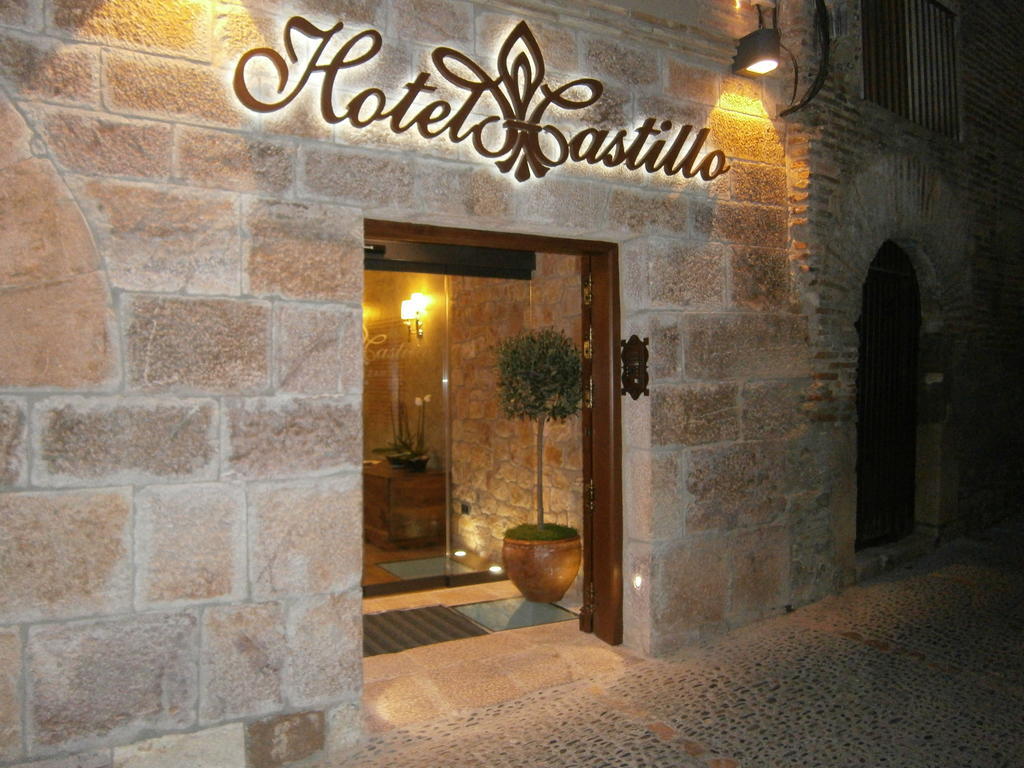 Hotel Castillo De 알퀘자르 외부 사진