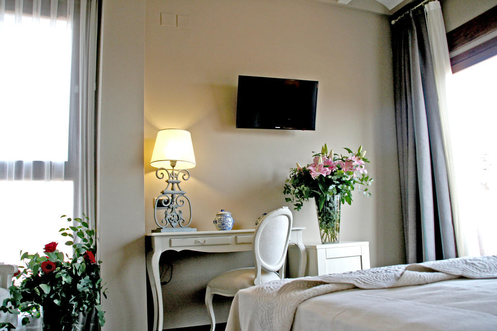 Hotel Castillo De 알퀘자르 객실 사진